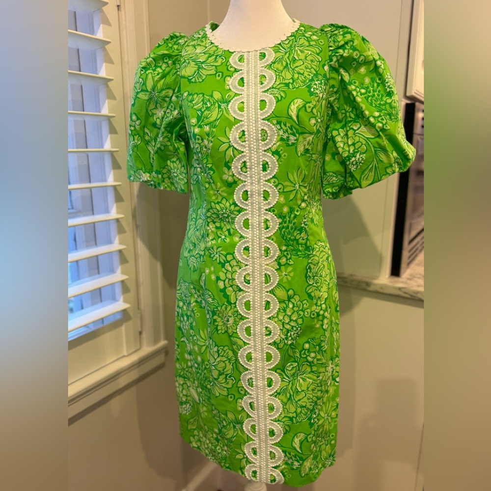 Lilly Pulitzer NWT Green Floral Dress with Lace Trim